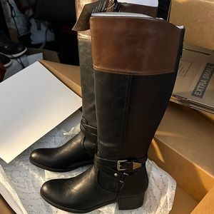 Brand new with tags Unisa Wide Calf boot